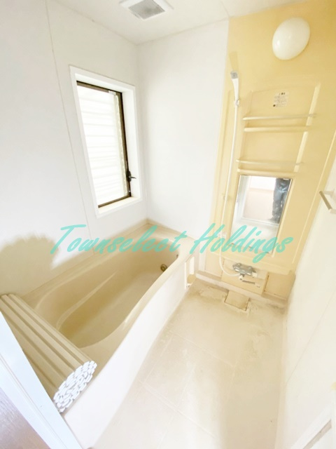 横浜市泉区和泉が丘３丁目の一戸建ての浴室|清潔感のあるお風呂です♪