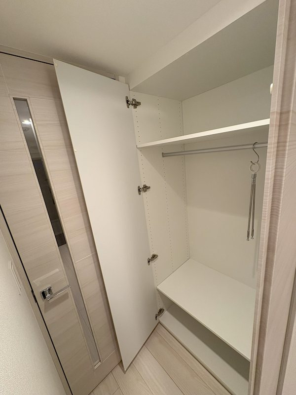 GENOVIA谷塚の収納|こまごまとしたものを収納できそうですね