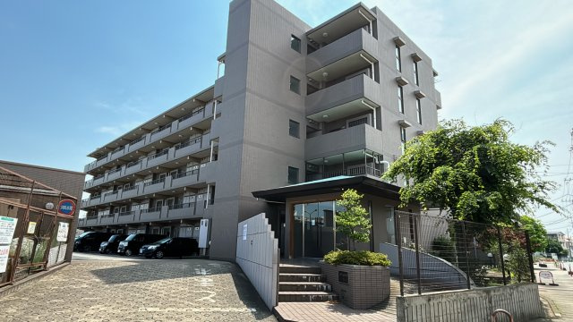 草加市遊馬町の賃貸マンション