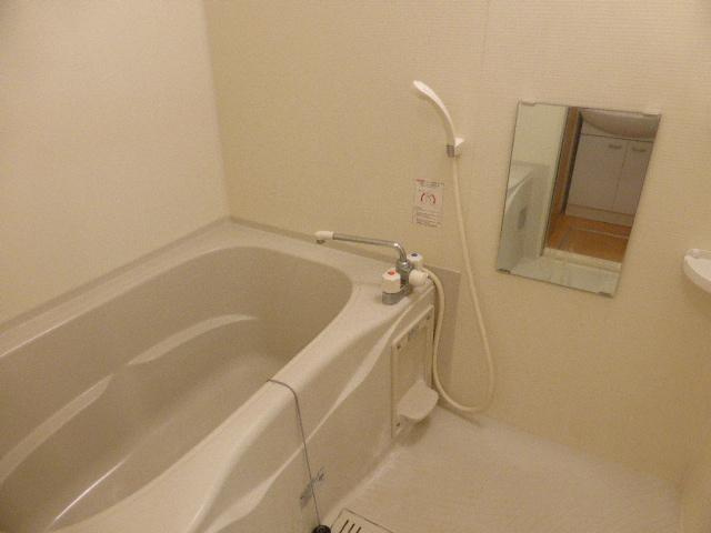 ヴィサージュの浴室|日々の疲れを癒すお風呂付です