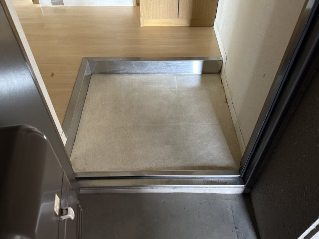 ジュネス姫路Ⅱの玄関
