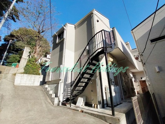 横浜市戸塚区戸塚町のアパート