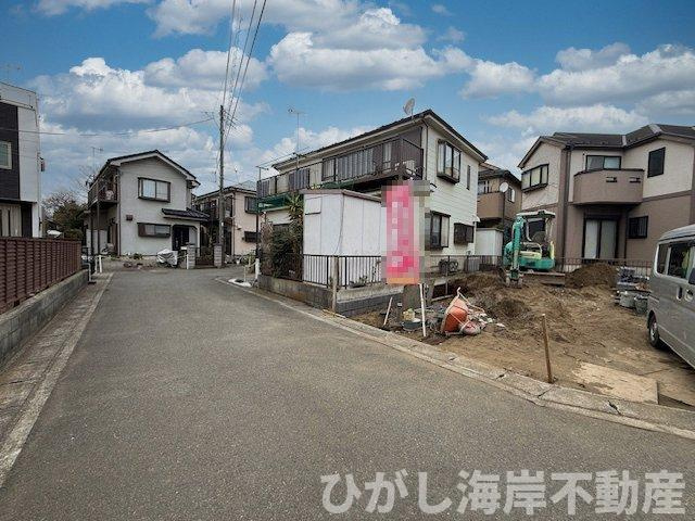 茅ヶ崎市香川2丁目　売地の前面道路含む現地写真|現地外観
