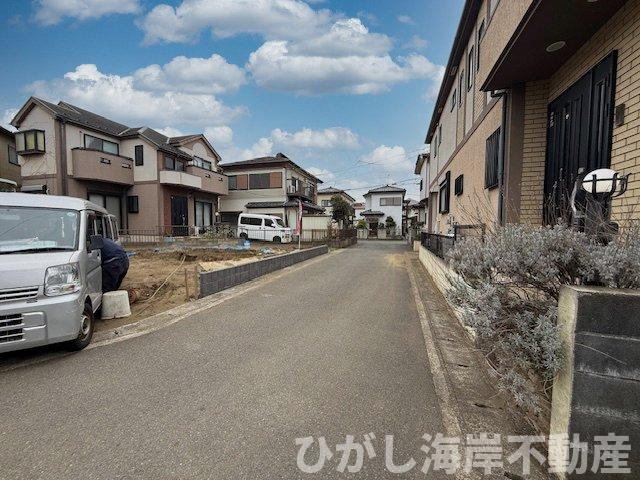 茅ヶ崎市香川2丁目　売地の前面道路含む現地写真|現地外観