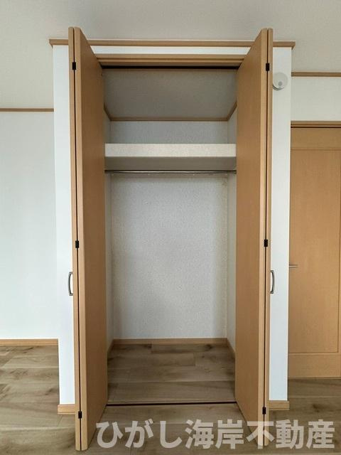 茅ヶ崎市円蔵　中古戸建の収納|新規リフォーム完了！　各居室　収納スペース付き
