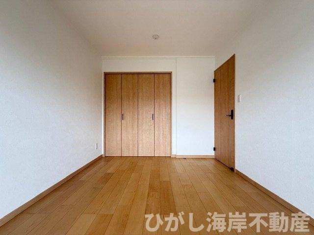 サニータウン茅ヶ崎５号棟の寝室|R6年　新規リフォーム完了！　6帖　洋室