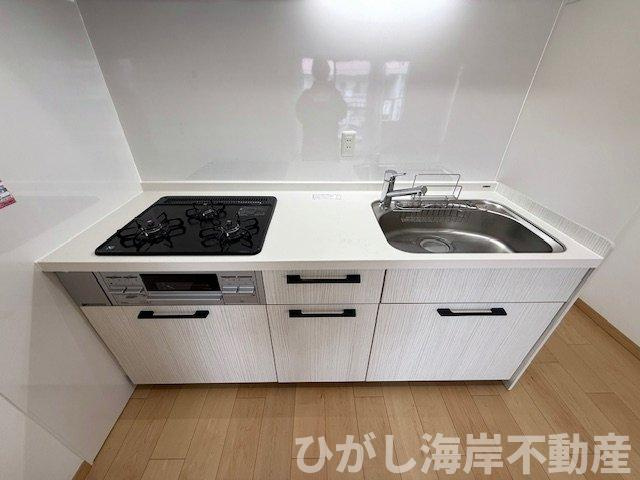 サニータウン茅ヶ崎５号棟のキッチン|R6年　新規リフォーム完了！　システムキッチン
