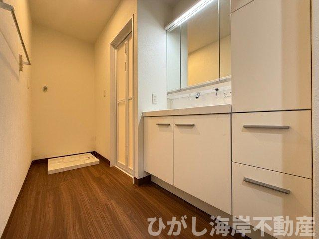 サニータウン茅ヶ崎５号棟の脱衣所|R6年　新規リフォーム完了！　脱衣スペース
