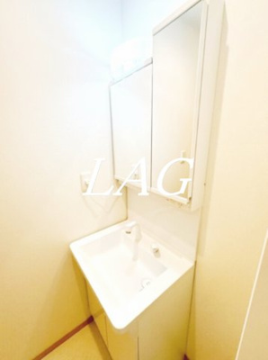 【独立洗面台】 | グランシャトー高幡不動 | 独立洗面台です。