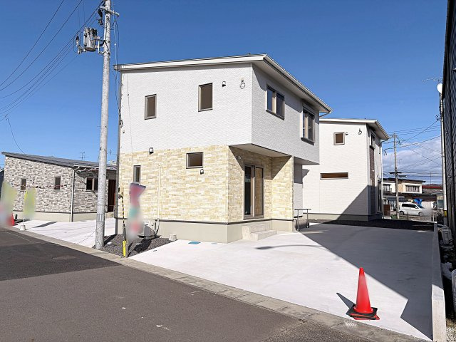 【エコnaホーム】　郡山市横塚6丁目　芳賀小・第四中の外観|小学校まで徒歩5分、中学校まで徒歩9分のお子様の通学に便利な立地です！