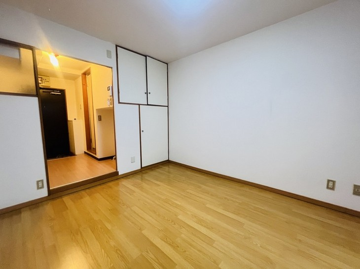 【居間・リビング】