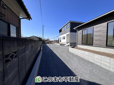 【前面道路含む現地写真】 | CRADLEGARDEN筑西市井上第1　2号棟