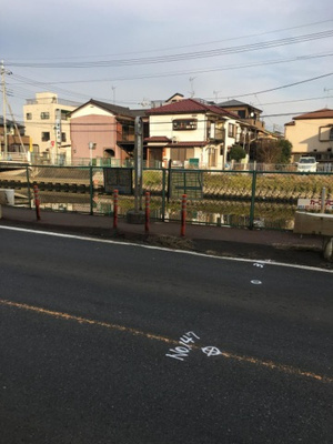  | ロワ・ソレイユⅢ | 「一本木橋」バス停留所 0.5km