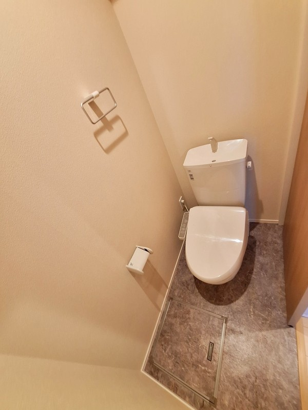 グラン　コートハイツのトイレ|★温水洗浄便座付き★同メーカー参考資料★