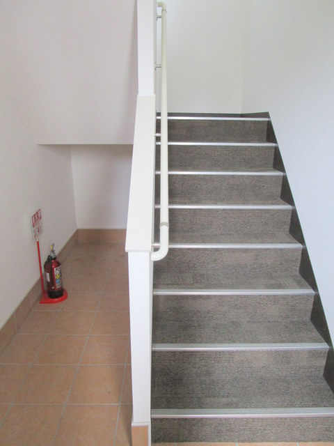 グラン　コートハイツのロビー|★共用部分階段★