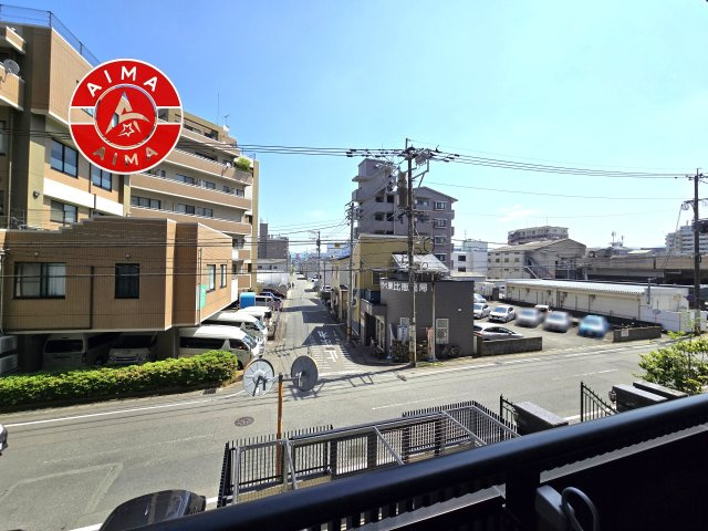 モントーレ東比恵クレアの展望|採光良好な洋室は一年中快適に過ごせます。
