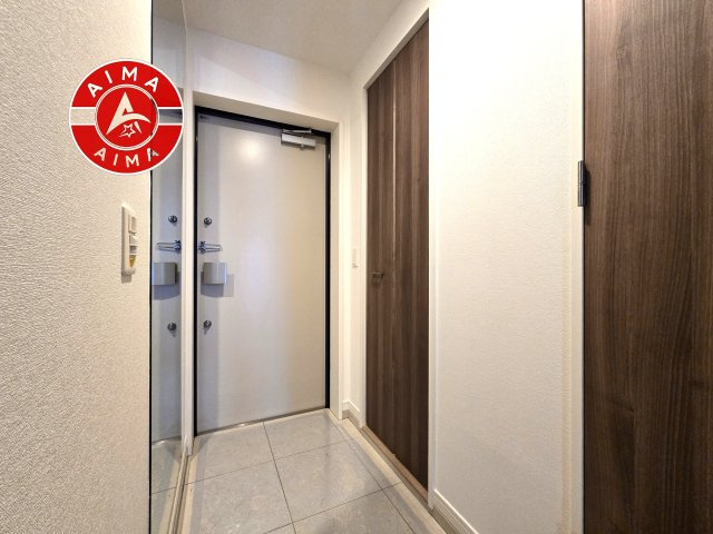 モントーレ東比恵クレアの玄関|ゆとりある玄関スペースでシューズボックスもつき収納充実！