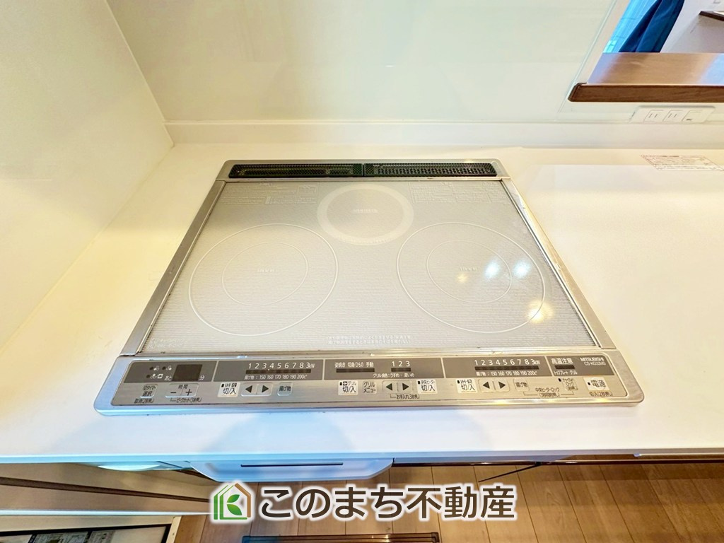 さくら市卯の里中古戸建の設備|IHクッキングヒーターでお掃除楽々です♪

