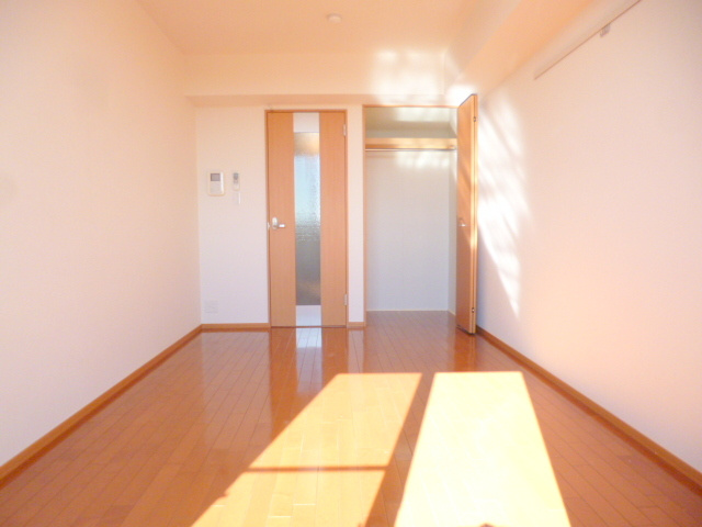 ヴェルデ井草の居間・リビング|★最上階南向きの明るいお部屋です★