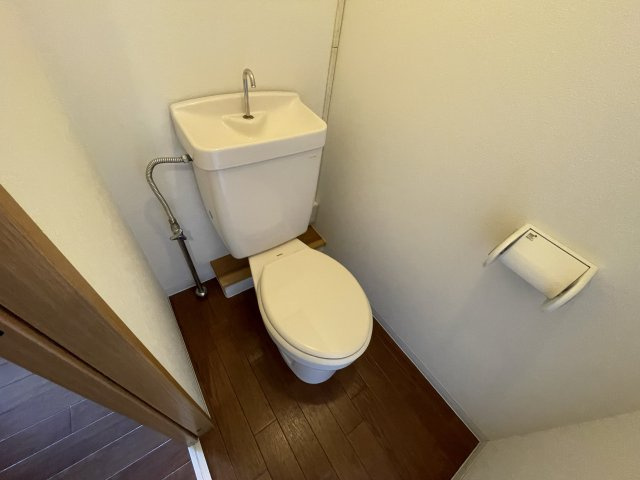グランドハイツ浜甲子園のトイレ