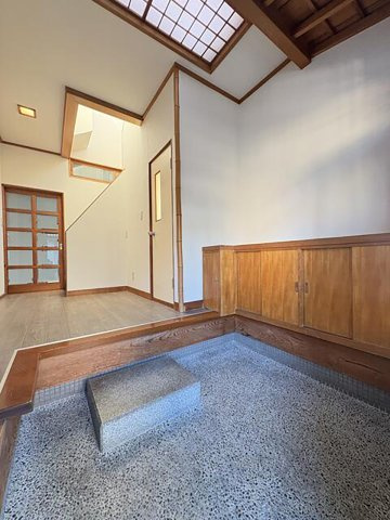 中古 戸建ての玄関