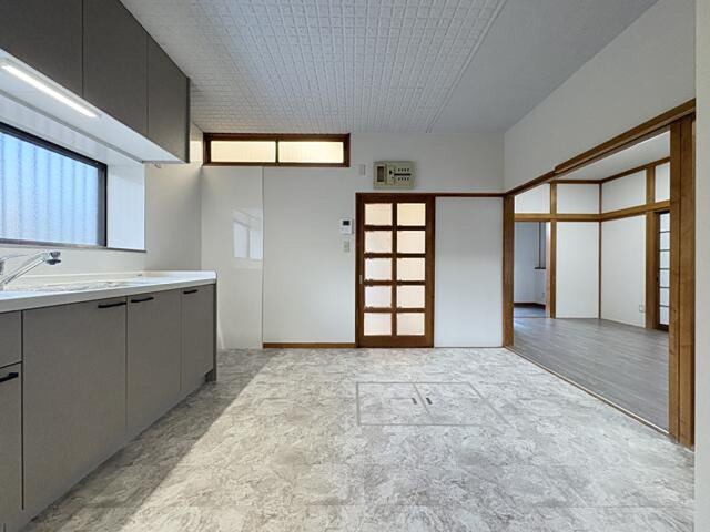 中古 戸建ての居間・リビング