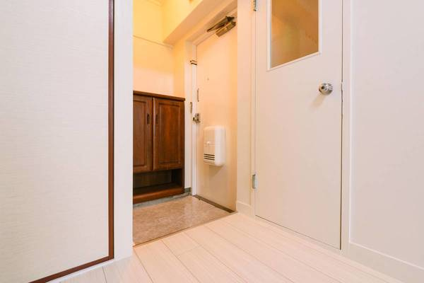 ビレッジハウス十王堂2号棟の玄関|ビレッジハウスの同一物件・同一タイプの間取りの写真です