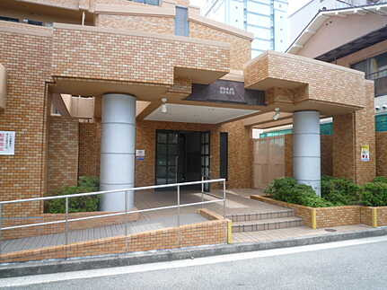 ダイアパレス宇品西のエントランス