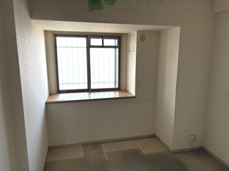 【洋室】 | サンメゾン寝屋川