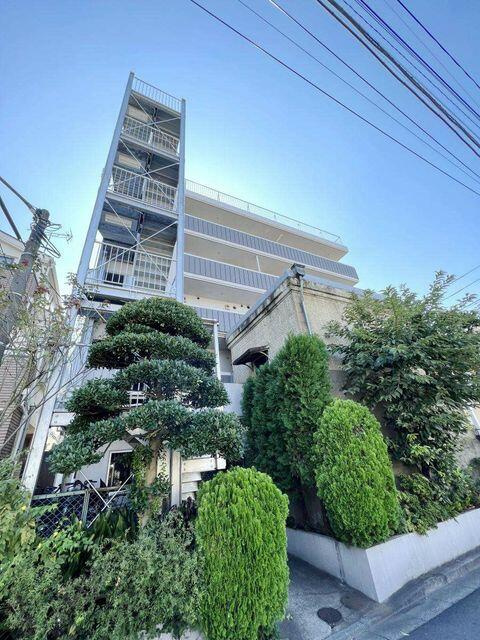 建物は1982年築です！
