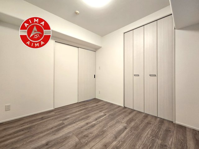 リファレンス天神南の洋室|穏やかな光が差し込む室内には、穏やかな時間が流れます。