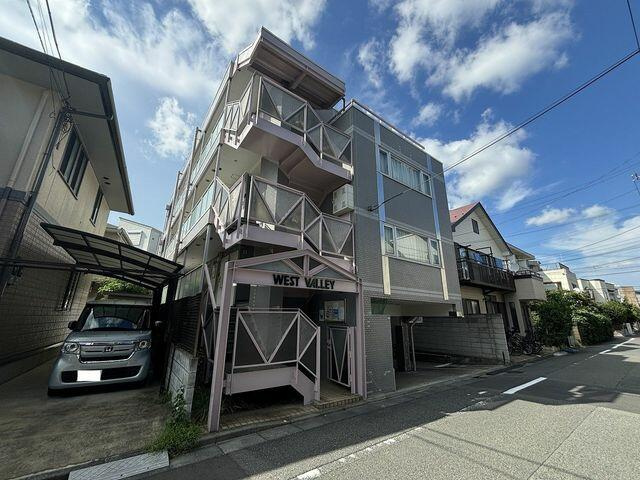 世田谷区弦巻3丁目のマンションの画像