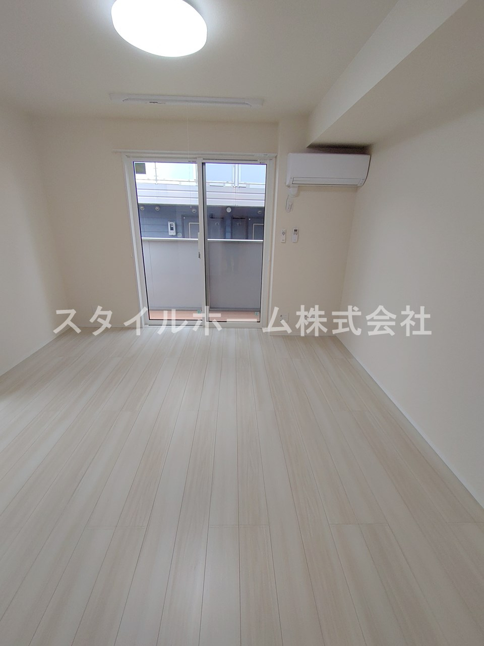 D-square古宿町の居間・リビング