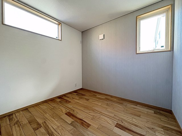【エコnaホーム】　郡山市横塚6丁目　芳賀小・第四中の洋室|全居室収納完備でお部屋の中もスッキリ快適！