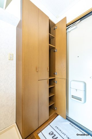 ソレイユ長野の玄関