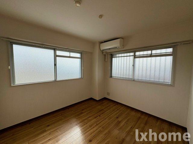 パールマンションの寝室|使い勝手のいい寝室です