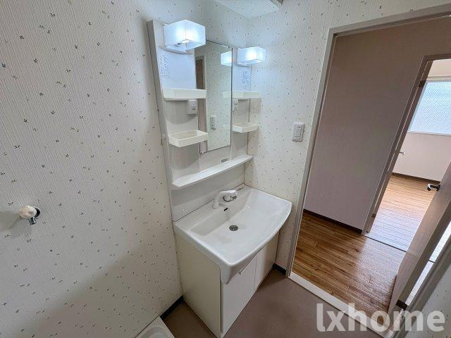 パールマンションの洗面所|広い洗面スペース