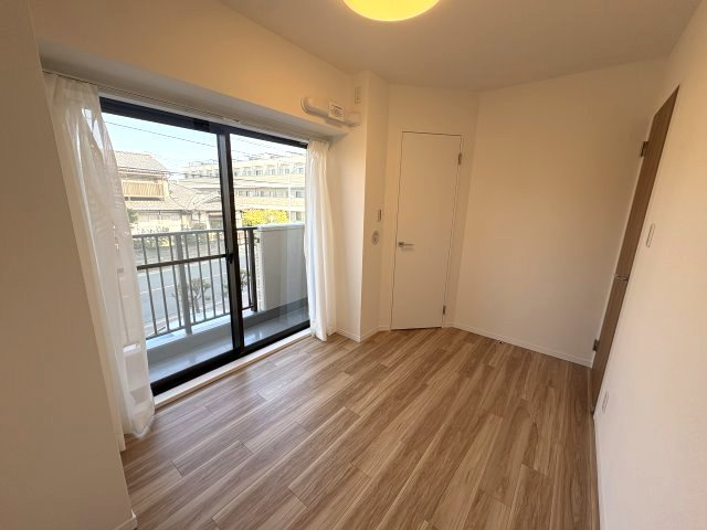 戸田公園第3ローヤルコーポの洋室