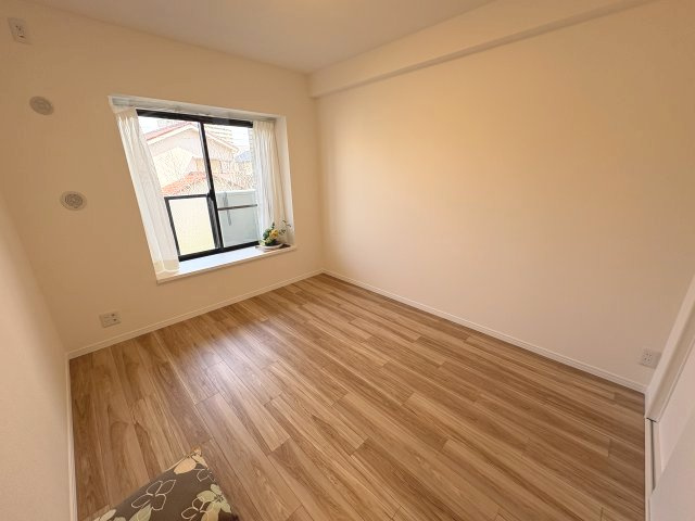 戸田公園第3ローヤルコーポの洋室