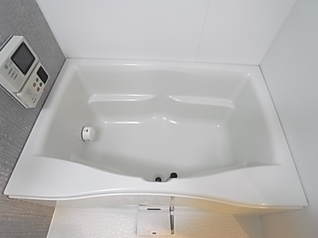 プレジール三ノ宮Ⅱの浴室