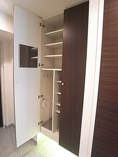 プレジール三ノ宮Ⅱの収納