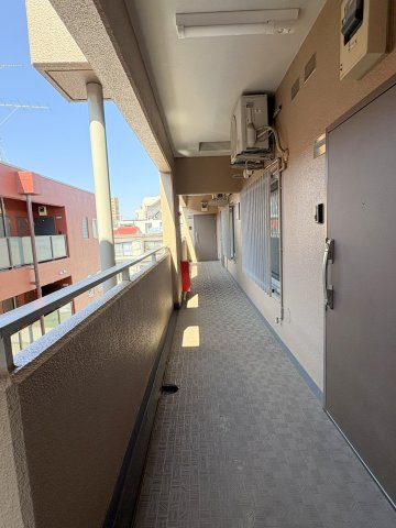 ライオンズマンション中央林間第2のその他共用部分|共用廊下