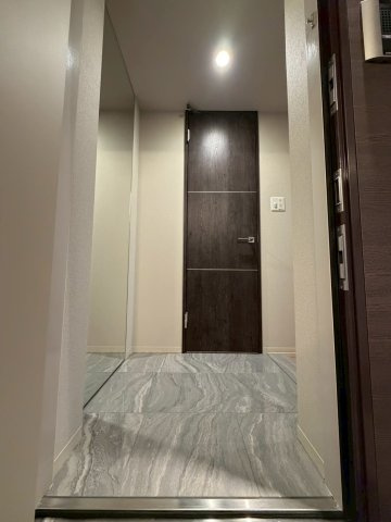 セイワパレス本町東の玄関
