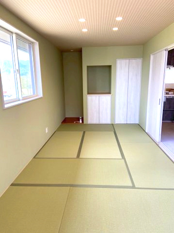 高島市マキノ町新保中古戸建の浴室