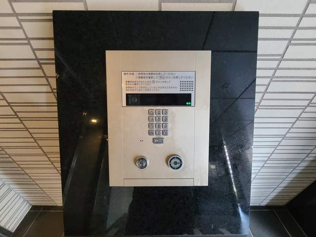 【セキュリティ】 | エステムコート新大阪Ⅹザ・ゲート | オートロックが付いています