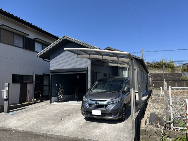 日南市飫肥地区　インナーガレージ付きのコンパクトな間取りの住宅です！