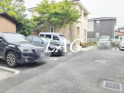 【駐車場】 | ジェン・ルー | 駐車場です。