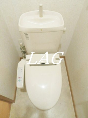 【トイレ】 | ジェン・ルー | トイレです。