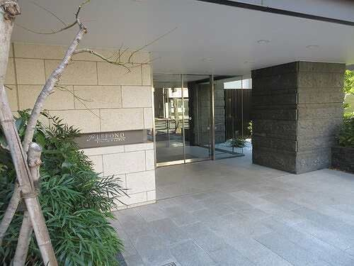 ルフォン入谷ザ・レジデンスのエントランス