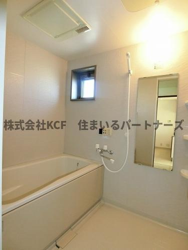 ラフィーネの浴室|落ち着いた空間のお風呂です